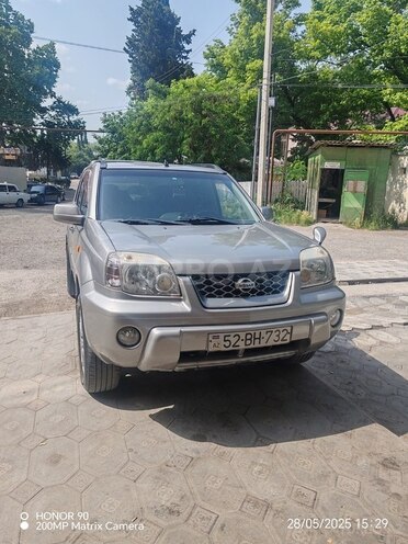 Nissan X-Trail 2001, 182,000 km - 2.0 l - Qazax