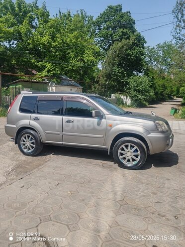 Nissan X-Trail 2001, 182,000 km - 2.0 l - Qazax