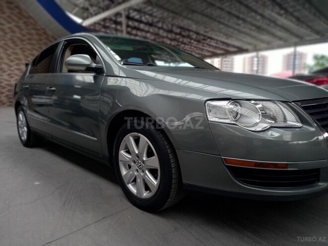 Volkswagen Passat 2006, 195,200 km - 2.0 l - Gəncə