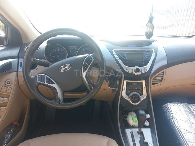 Hyundai Elantra 2011, 3,000,000 km - 1.8 l - Bakı