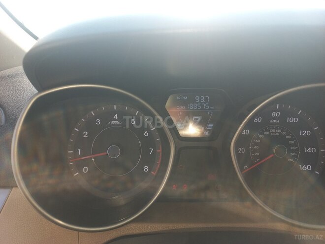 Hyundai Elantra 2011, 3,000,000 km - 1.8 l - Bakı