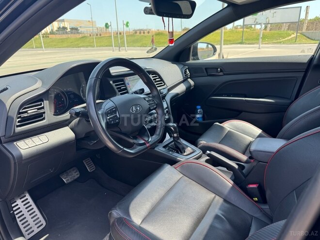Hyundai Elantra 2019, 103,825 km - 1.6 l - Bakı