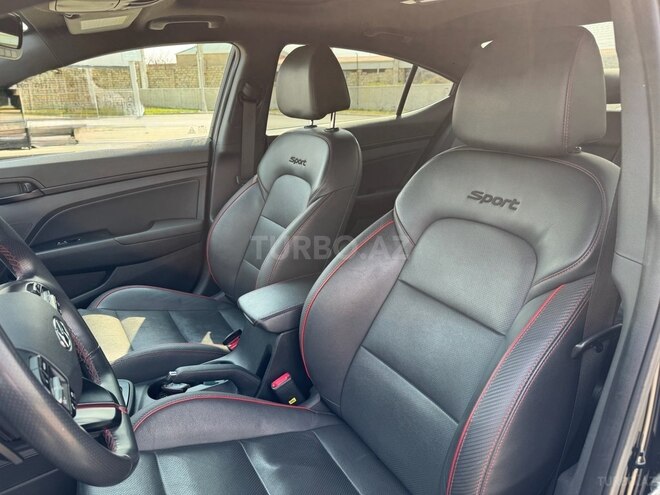 Hyundai Elantra 2019, 103,825 km - 1.6 l - Bakı
