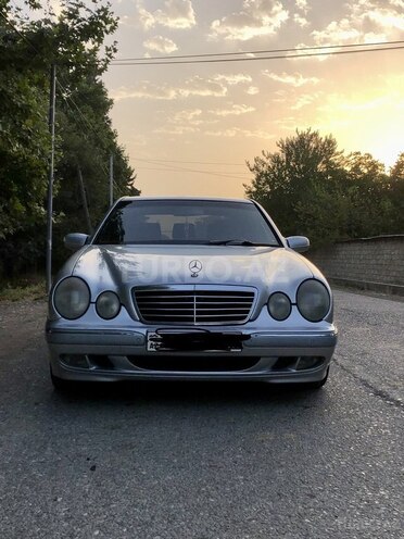 Mercedes E 240 1999, 304,748 km - 2.4 l - Ağcabədi