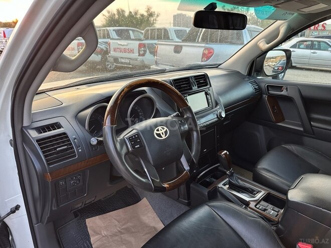 Toyota Land Cruiser Prado 2010, 205,000 km - 2.7 l - Bakı