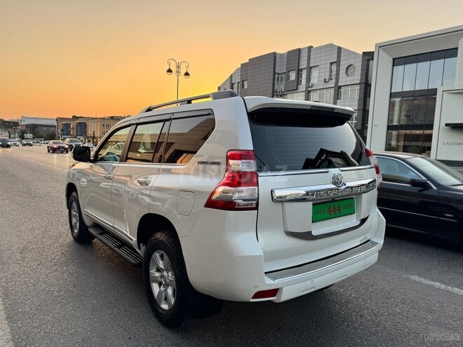 Toyota Land Cruiser Prado 2015, 135,000 km - 2.7 л - Bakı