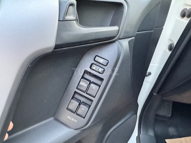 Toyota Land Cruiser Prado 2015, 135,000 km - 2.7 л - Bakı