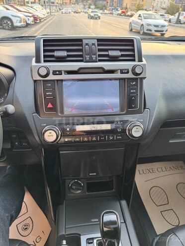 Toyota Land Cruiser Prado 2015, 135,000 km - 2.7 л - Bakı