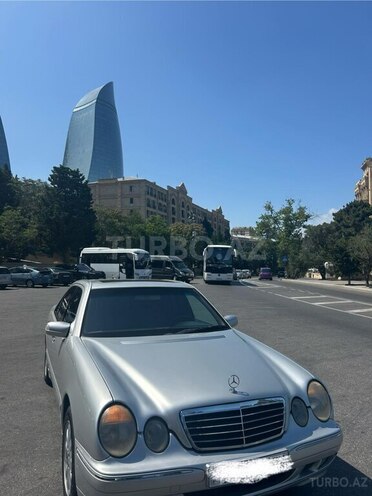 Mercedes E 270 2000, 274,000 km - 2.7 л - Bakı
