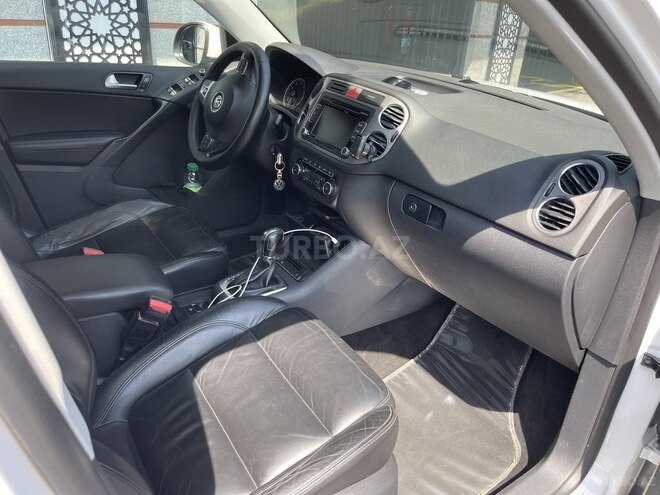 Volkswagen Tiguan 2010, 274,000 km - 2.0 l - Bakı