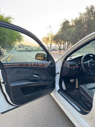 BMW 525 2008, 254,000 km - 2.5 l - Bakı