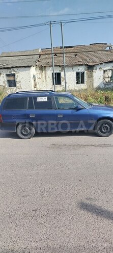 Opel Astra 1995, 465,000 km - 1.6 л - Quba