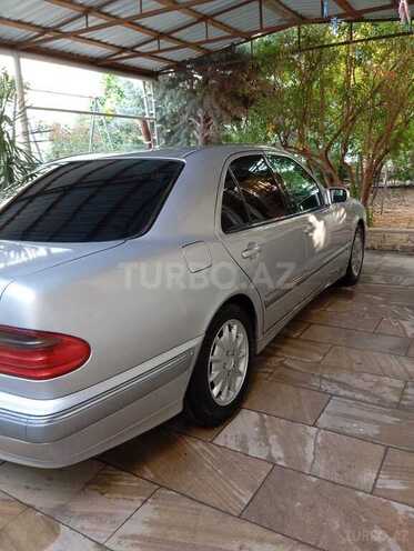 Mercedes E 240 2000, 495,704 km - 2.4 l - Bakı