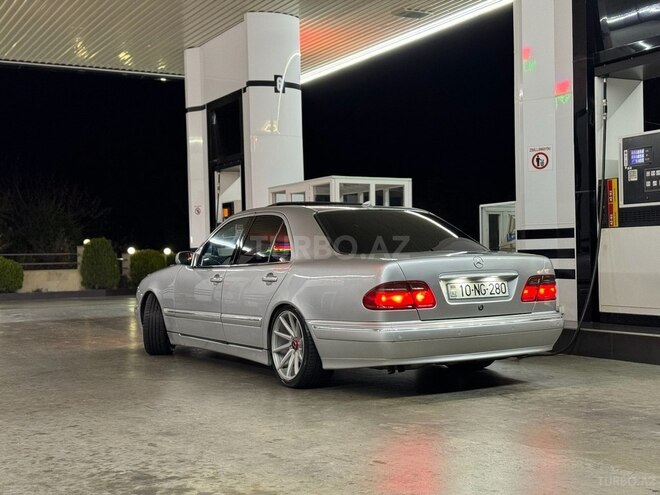 Mercedes E 280 2002, 380,000 km - 2.8 л - Bakı