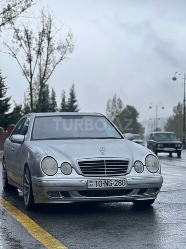 Mercedes E 280 2002, 380,000 km - 2.8 л - Bakı