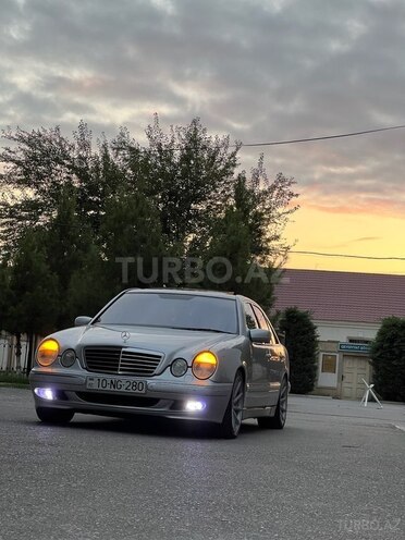 Mercedes E 280 2002, 380,000 km - 2.8 л - Bakı