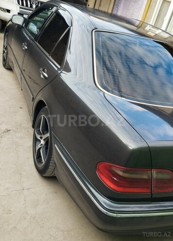 Mercedes E 220 d 2000, 317,000 km - 2.2 l - Naxçıvan