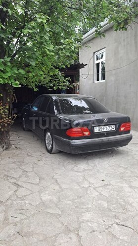 Mercedes E 230 1997, 259,542 km - 2.3 l - İsmayıllı