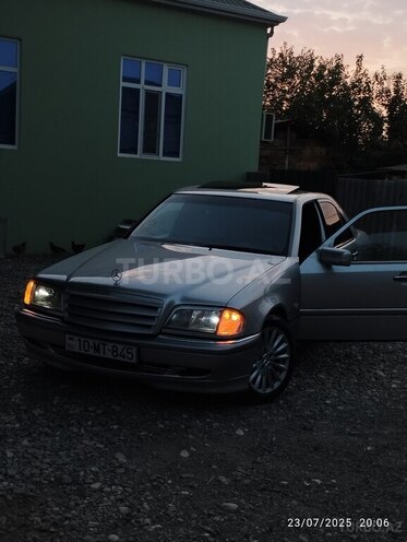 Mercedes E 240 1997, 560,000 km - 2.4 l - Ağcabədi