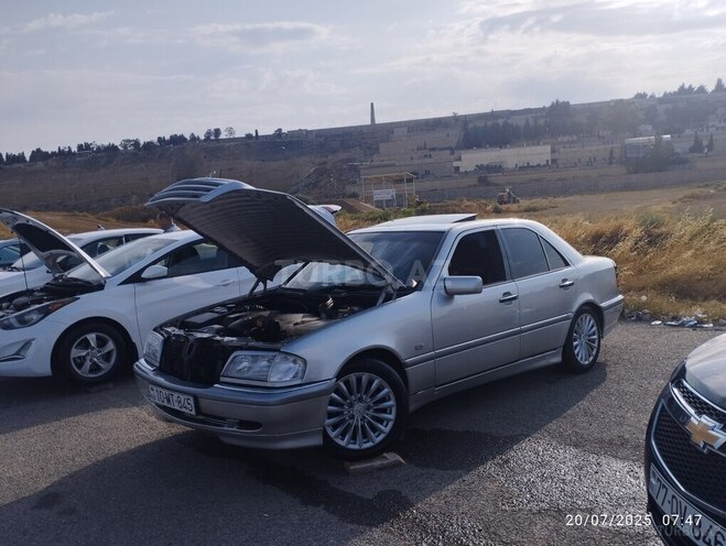 Mercedes E 240 1997, 560,000 km - 2.4 l - Ağcabədi