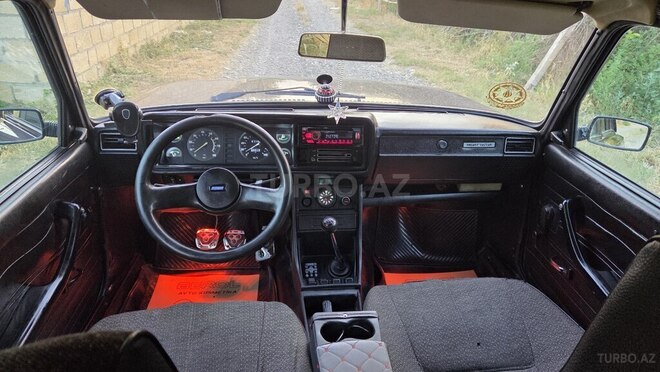 LADA (VAZ) 2107 2005, 95,623 km - 1.6 l - 