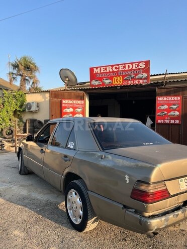 Mercedes E 260 1987, 270,000 km - 2.6 л - Bakı