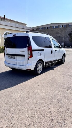 Renault Dokker 2018, 200,000 km - 1.6 l - Biləsuvar