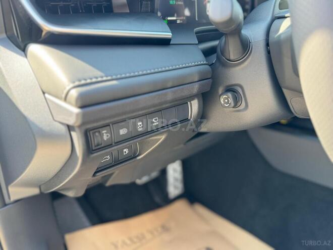 Toyota Camry-9