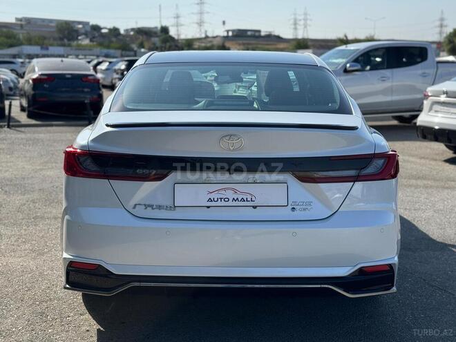 Toyota Camry-3