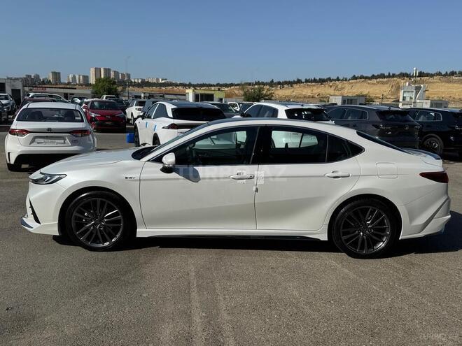 Toyota Camry-12