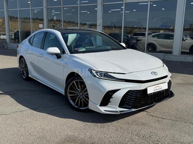 Toyota Camry-6