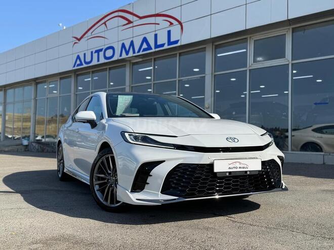 Toyota Camry-1