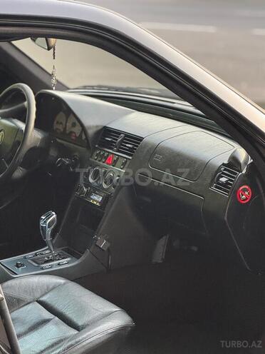 Mercedes C 240 1997, 365,000 km - 2.4 l - Mingəçevir