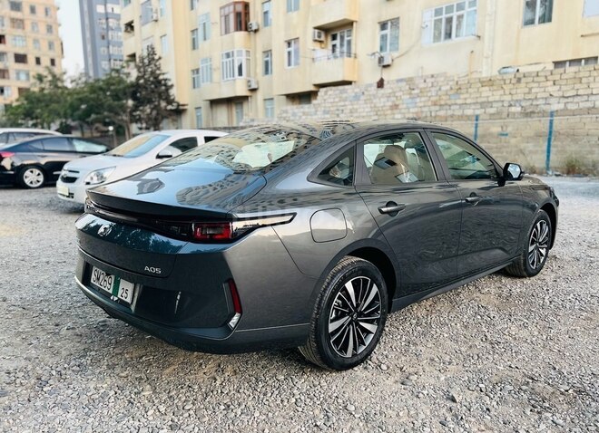 Changan Qiyuan A05 2025, 0 km - 1.5 l - Bakı