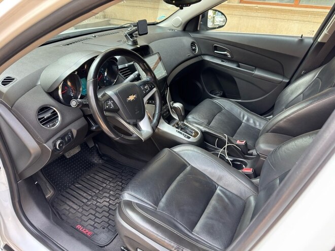Chevrolet Cruze 2012, 220,000 km - 1.4 l - Gəncə