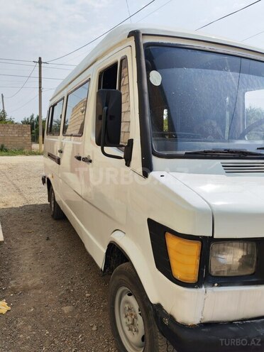 Mercedes 208 D 1991, 420,000 km - 2.3 л - Şəmkir