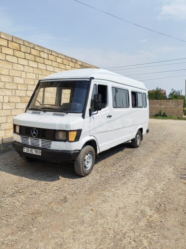 Mercedes 208 D 1991, 420,000 km - 2.3 л - Şəmkir