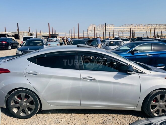Hyundai Elantra 2010, 250,092 km - 1.8 l - Qazax