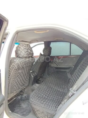 Mercedes E 270 2001, 445,215 km - 2.7 l - Sumqayıt