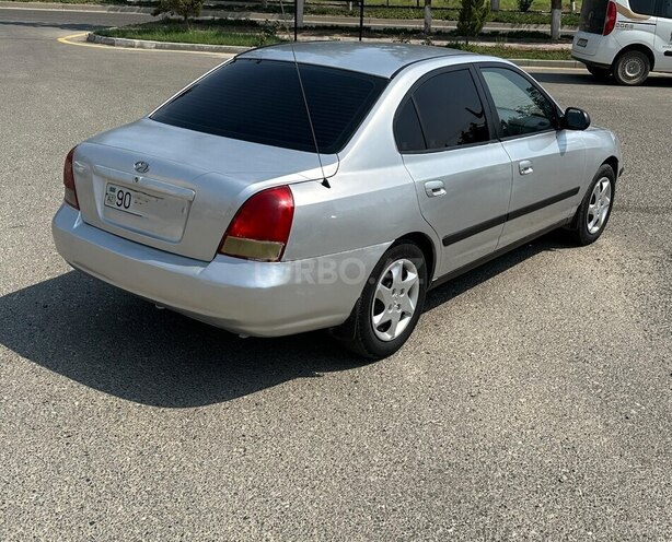 Hyundai Elantra 2002, 378,000 km - 2.0 l - Şirvan
