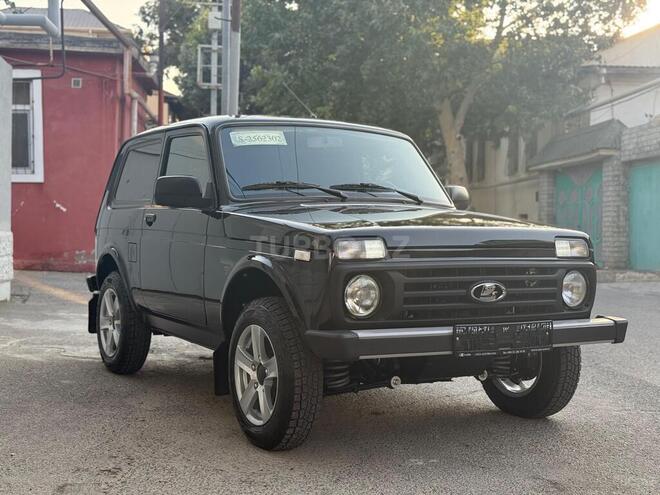 LADA (VAZ) Niva 2025, 2,700 km - 1.7 л - Bakı