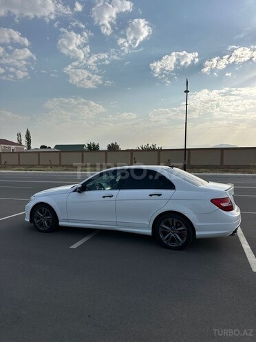 Mercedes C 220 d 2012, 177,000 km - 2.1 l - Naxçıvan
