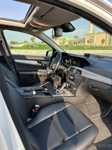 Mercedes C 220 d 2012, 177,000 km - 2.1 l - Naxçıvan