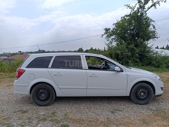 Opel Astra 2008, 295,179 km - 1.4 l - Qusar