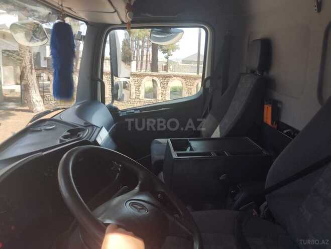Mercedes Atego 1218 2009, 200,000 km - 4.3 л - Biləsuvar