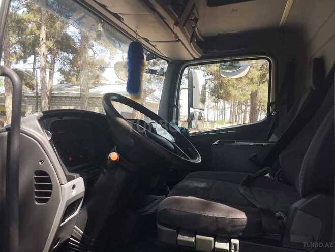 Mercedes Atego 1218 2009, 200,000 km - 4.3 л - Biləsuvar