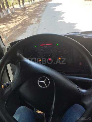 Mercedes Atego 1218 2009, 200,000 km - 4.3 л - Biləsuvar