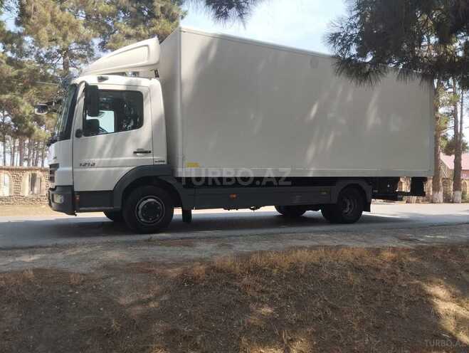 Mercedes Atego 1218 2009, 200,000 km - 4.3 л - Biləsuvar