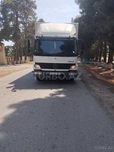 Mercedes Atego 1218 2009, 200,000 km - 4.3 л - Biləsuvar