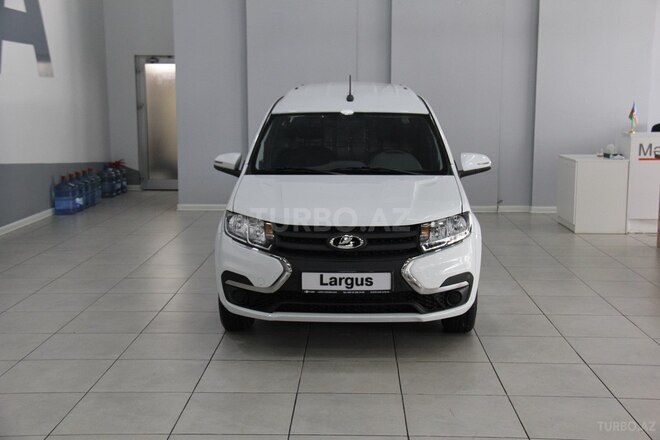 LADA (VAZ) Largus-1